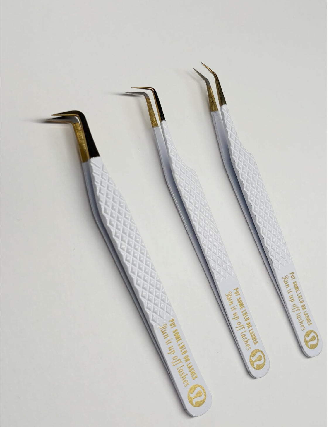 Lash tweezers